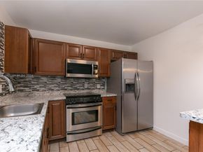 2510 SW Natura Blvd, Deerfield Beach FL 33441