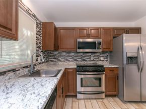 2510 SW Natura Blvd, Deerfield Beach FL 33441