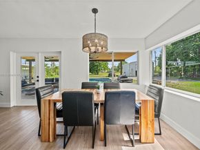 17611 SW 66th St, Southwest Ranches FL 33331