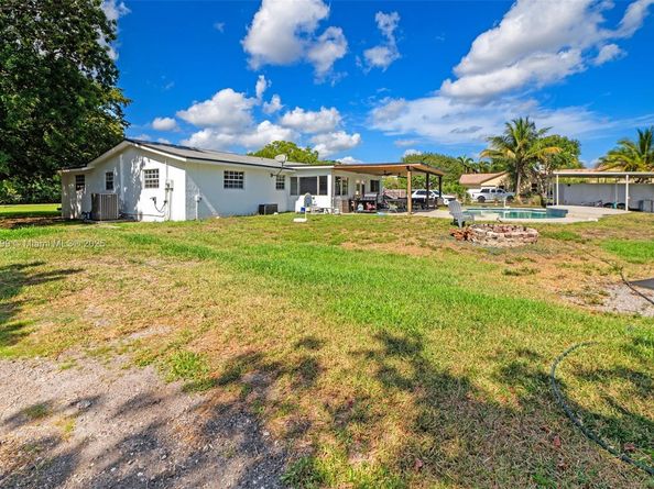 17611 SW 66th St, Southwest Ranches FL 33331