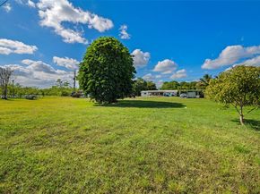 17611 SW 66th St, Southwest Ranches FL 33331