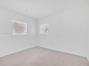 545-547 NE 64th St, Miami FL 33138