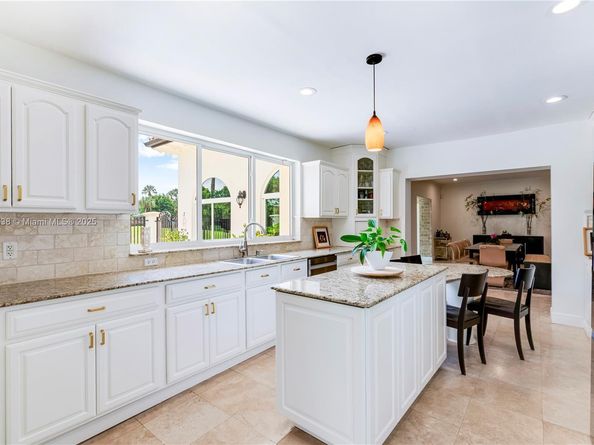 4001 Santa Maria St, Coral Gables FL 33146
