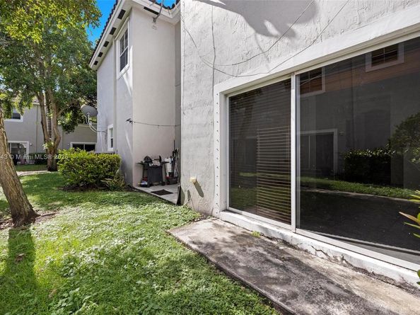 14046 SW 49th St 16, Miramar FL 33027