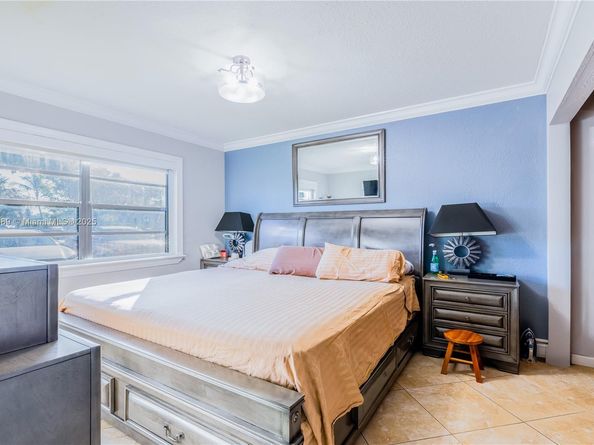 12800 SW 43rd Dr 102B, Miami FL 33175