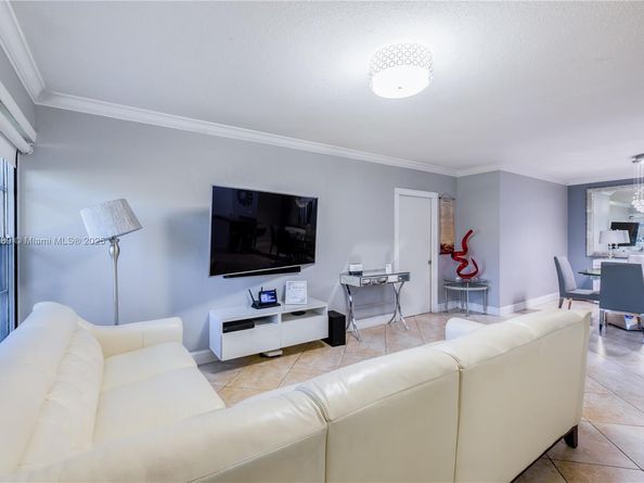 12800 SW 43rd Dr 102B, Miami FL 33175