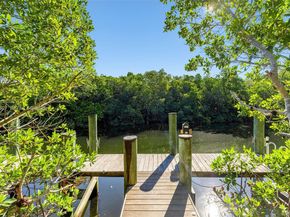 132 Paloma Dr, Coral Gables FL 33143