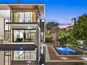 132 Paloma Dr, Coral Gables FL 33143