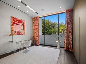 132 Paloma Dr, Coral Gables FL 33143