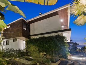 132 Paloma Dr, Coral Gables FL 33143