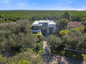 132 Paloma Dr, Coral Gables FL 33143