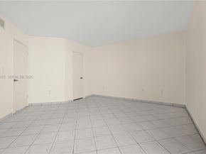 10249 NW 9th St Cir 1078, Miami FL 33172