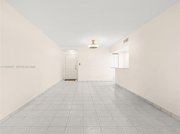 10249 NW 9th St Cir 1078, Miami FL 33172