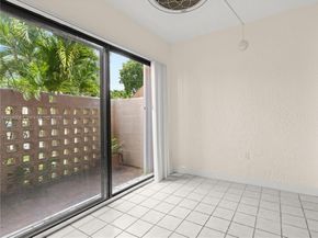 10249 NW 9th St Cir 1078, Miami FL 33172