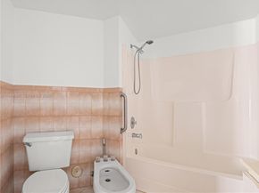 10249 NW 9th St Cir 1078, Miami FL 33172