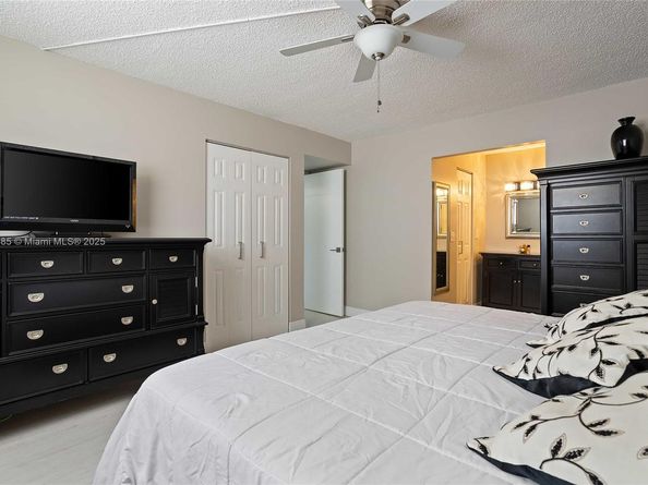 5201 NW 2nd Ave 412, Boca Raton FL 33487