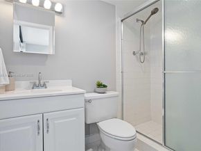 5201 NW 2nd Ave 412, Boca Raton FL 33487
