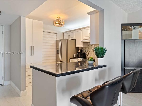 5201 NW 2nd Ave 412, Boca Raton FL 33487