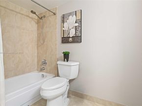 5201 NW 2nd Ave 412, Boca Raton FL 33487