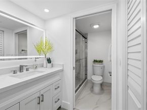 1101 SW 128th Ter 313C, Pembroke Pines FL 33027