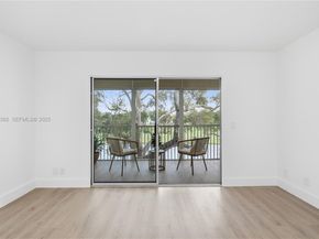 1101 SW 128th Ter 313C, Pembroke Pines FL 33027
