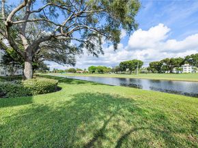 1101 SW 128th Ter 313C, Pembroke Pines FL 33027