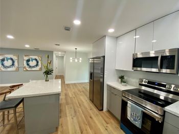 1800 NW 14th Ave