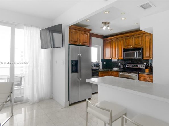 100 Lincoln Rd PH14, Miami Beach FL 33139