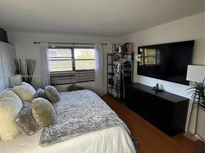 800 NE 195th St 409, Miami FL 33179