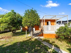 1260 NE 155th St, North Miami Beach FL 33162