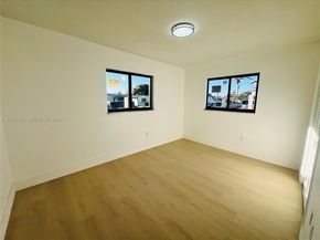 19133 NW 35th Ave, Miami Gardens FL 33056