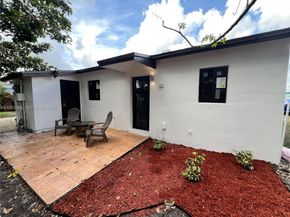 19133 NW 35th Ave, Miami Gardens FL 33056