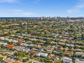 2144 NE 64th St, Fort Lauderdale FL 33308