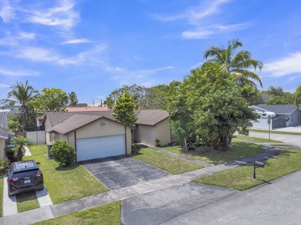 11000 SW 141st Ave, Miami FL 33186