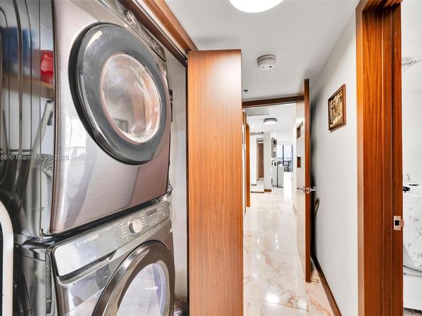 10175 Collins Ave 1207, Bal Harbour FL 33154