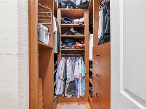 8931 NW 55th Pl, Coral Springs FL 33067