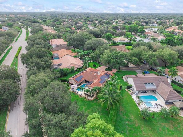 8931 NW 55th Pl, Coral Springs FL 33067