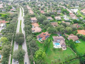 8931 NW 55th Pl, Coral Springs FL 33067