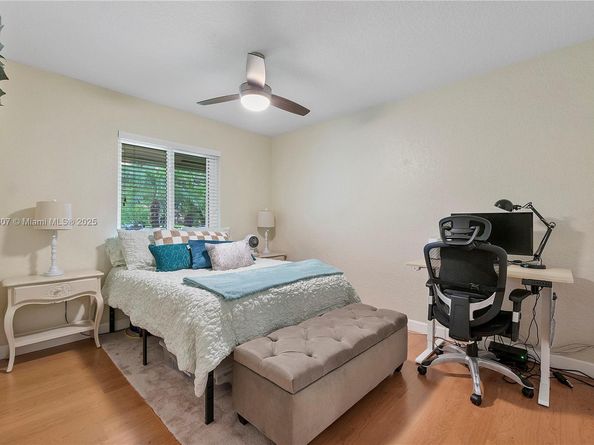 8931 NW 55th Pl, Coral Springs FL 33067