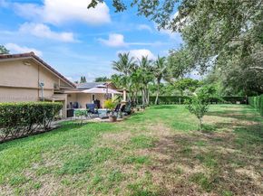 8931 NW 55th Pl, Coral Springs FL 33067