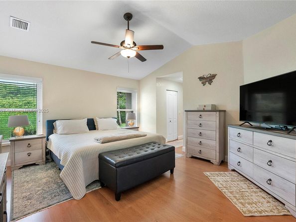 8931 NW 55th Pl, Coral Springs FL 33067