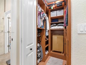 8931 NW 55th Pl, Coral Springs FL 33067