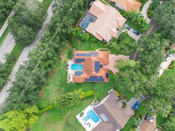 8931 NW 55th Pl, Coral Springs FL 33067
