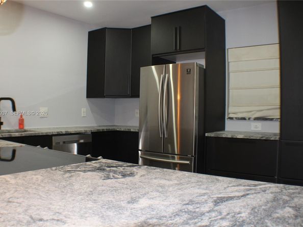 6731 Cypress Rd 205, Plantation FL 33317