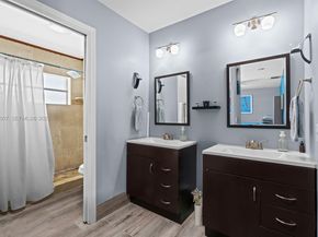 2900 NW 69th Ct, Fort Lauderdale FL 33309