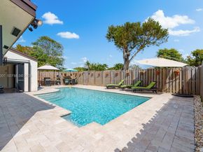 2900 NW 69th Ct, Fort Lauderdale FL 33309