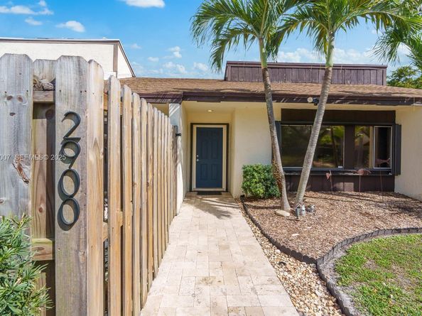 2900 NW 69th Ct, Fort Lauderdale FL 33309