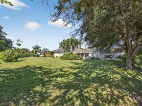5060 Mongo Way, Palm Beach Gardens FL 33418