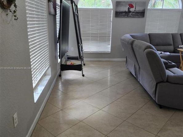 13994 SW 278th St, Homestead FL 33032