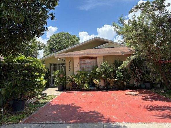 21024 SW 118th Pl, Miami FL 33177